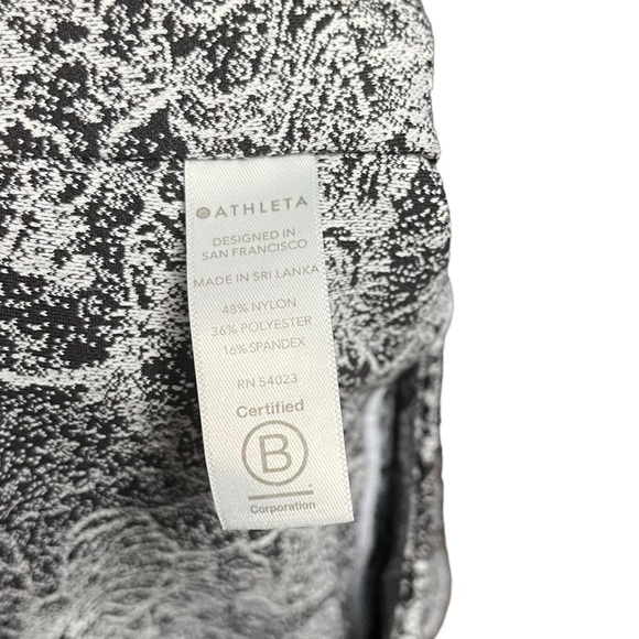 Athleta Elation Graffiti 7/8 Tight - Picture 9 of 10